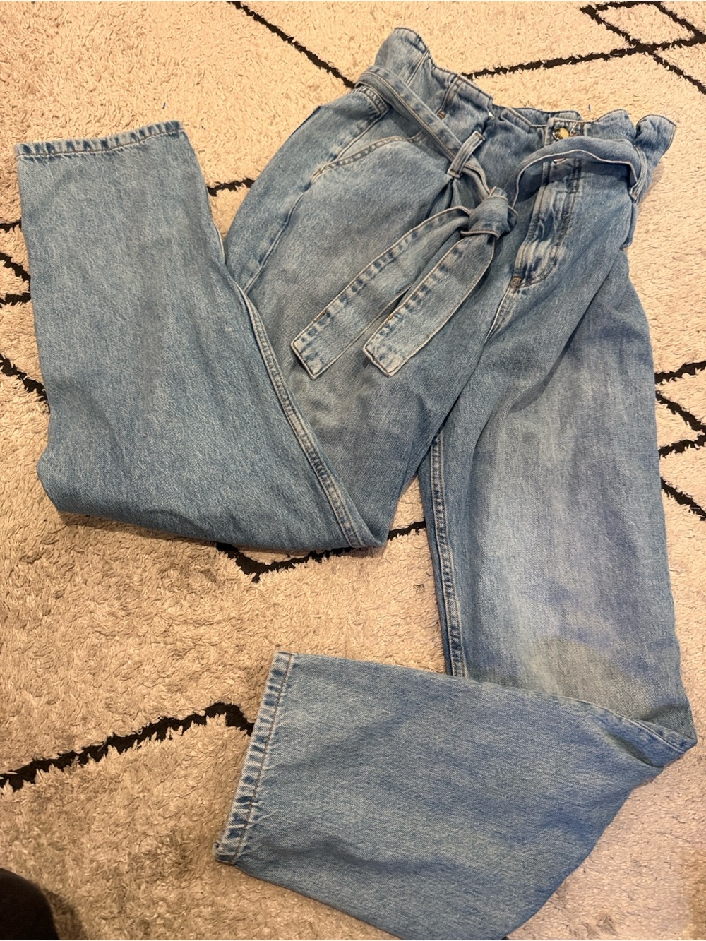 anine bing the everly High-Waist Light Blue Paperbag Jeans with Belt 28 - Picture 7 of 7